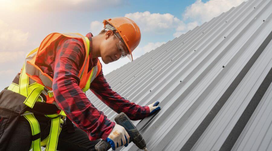 Professional Emergency Roof Repairs services in Linden, NC